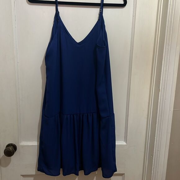 Adorable ALYA Navy Slip Dress Women's Medium EUC - Picture 6 of 8